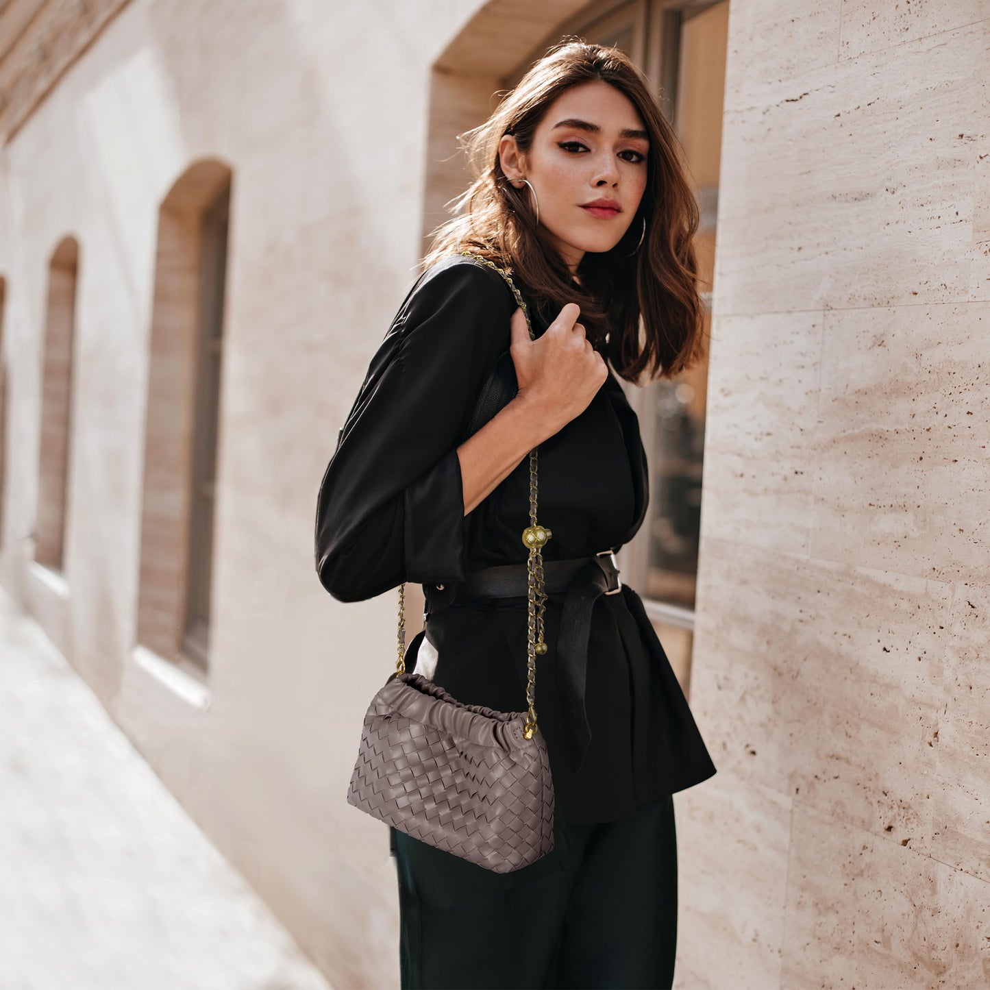 Joryin Woven Women's Crossbody Bag & Evening Purse, Trendy Dumpling Clutch & Hobo Cloud Shoulder Bag Trendy Dumpling Clutch Woven Leather-light Brown White
