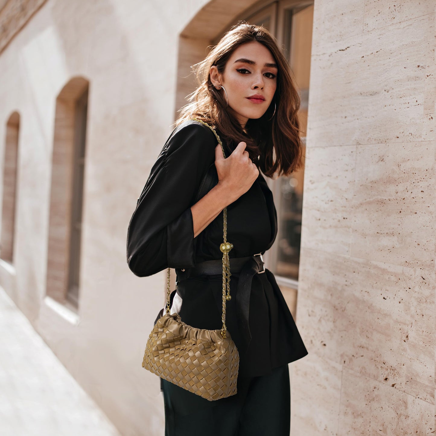 Joryin Woven Women's Crossbody Bag & Evening Purse, Trendy Dumpling Clutch & Hobo Cloud Shoulder Bag Trendy Dumpling Clutch Woven Leather-light Brown White